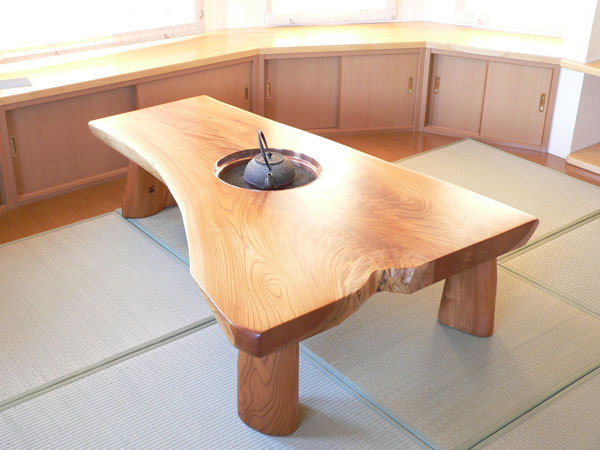 囲炉裏座卓 欅けやき 天然木 無垢材 囲炉裏 座敷机 火鉢 【公式通販】