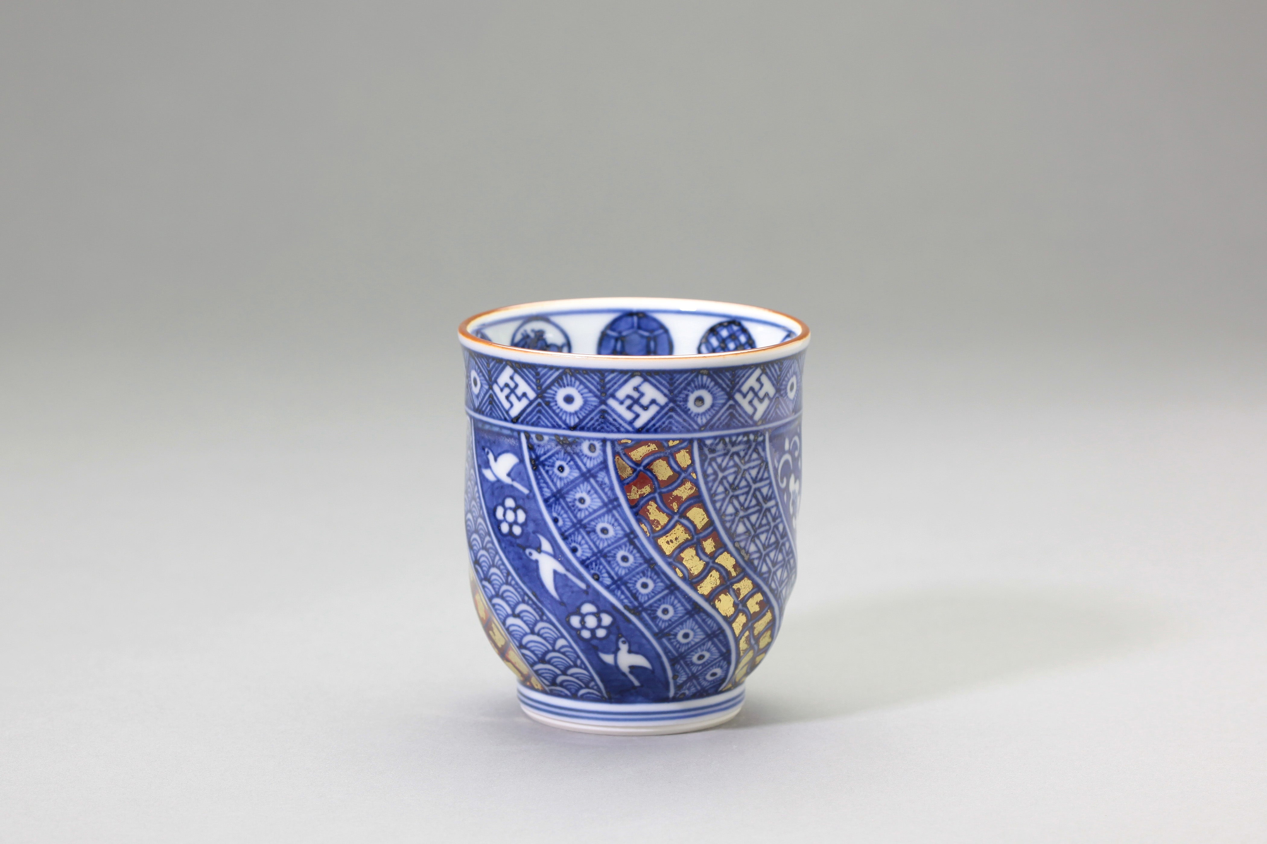 捻祥瑞意古紋金箔散湯呑 - 松谷窯 叶松谷