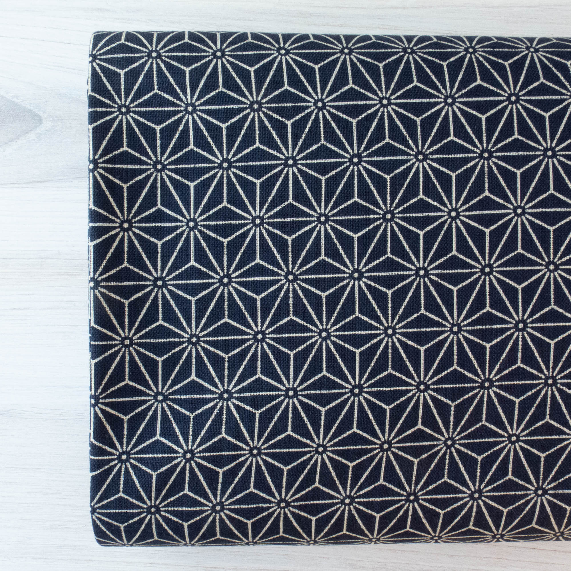 Nara Homespun :: Asanoha Hemp Leaf (NHSD762) – Snuggly Monkey