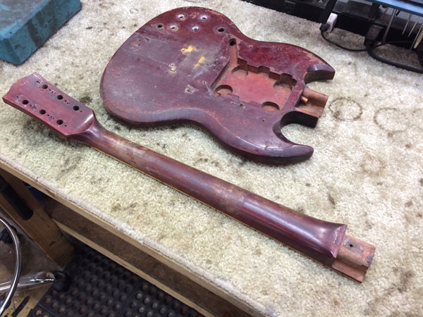 Restoring a 1970 Gibson SG Damaged By Hurricane Katrina - Strange