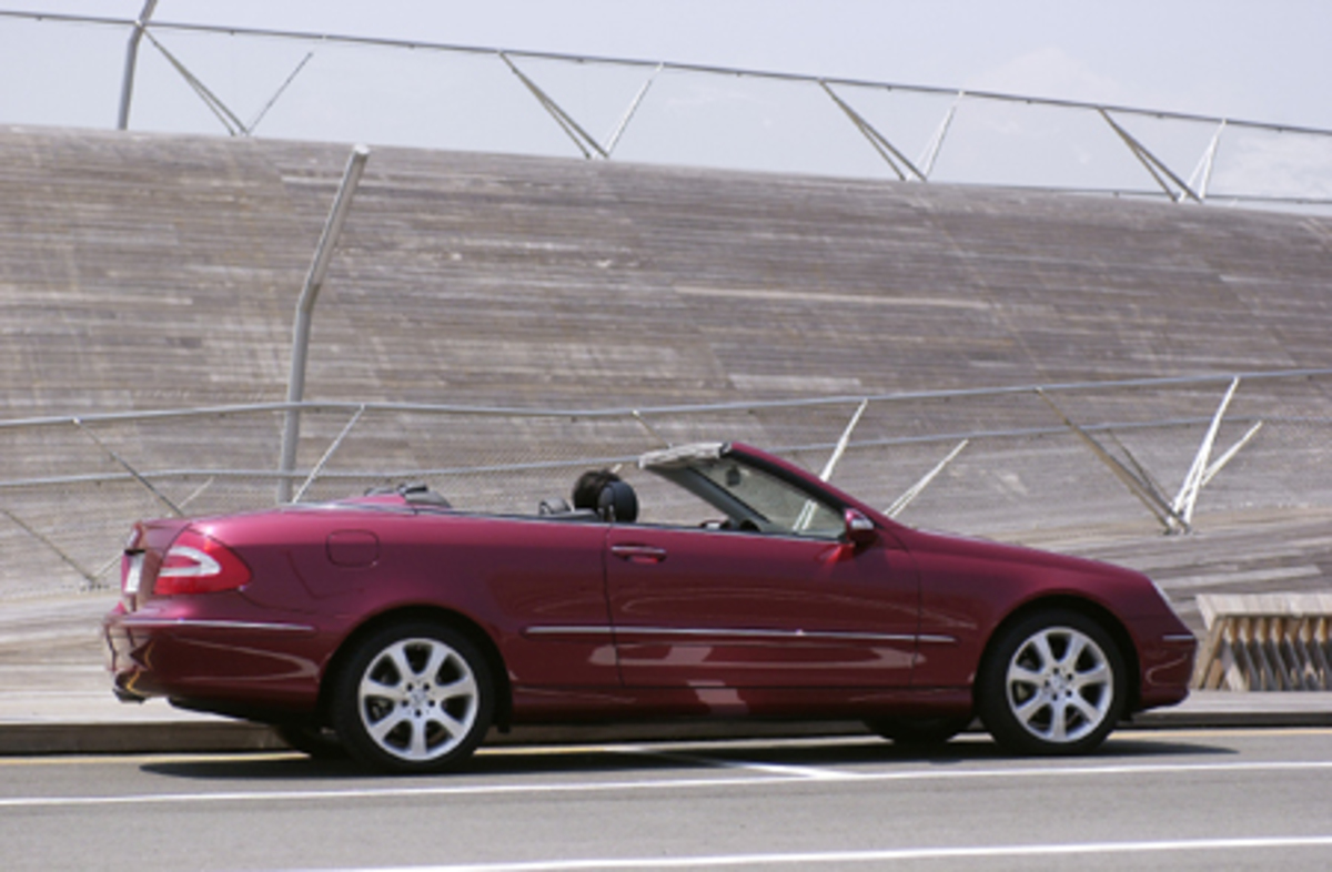 メルセデスベンツCLK320カブリオレ（5AT）【試乗記】 メルセデスの流儀