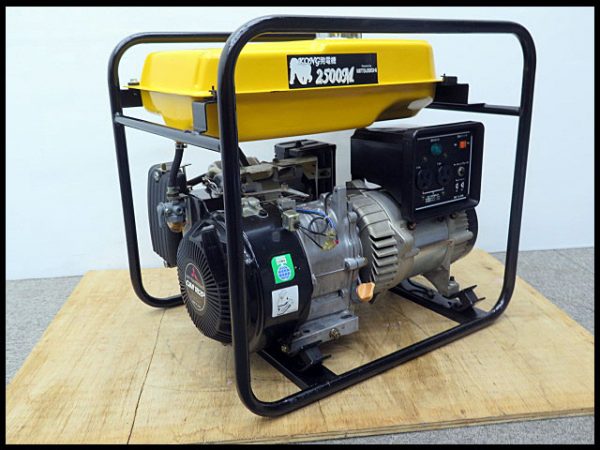 三菱 100V ガソリンエンジン発電機 2500M 60Hz/KONG/ジェネレーター