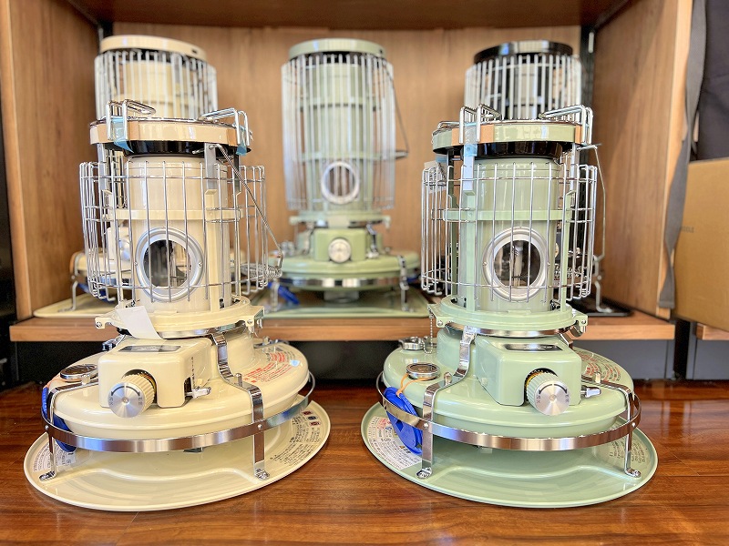 新型も入荷！一生使いたい アラジンブルーフレームストーブ