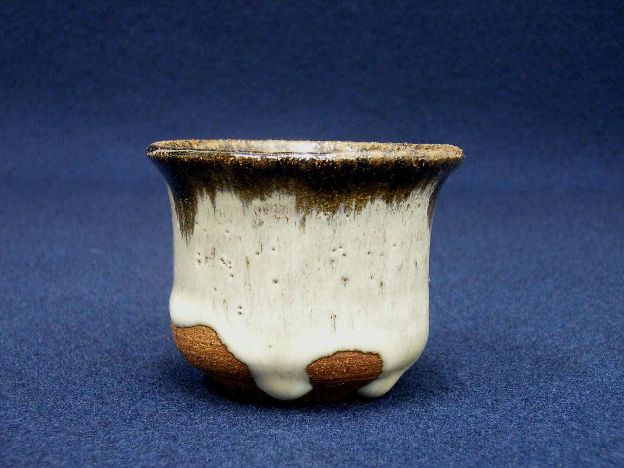 陶芸 ＞ 十三代中里太郎右衛門造 朝鮮唐津ぐい呑