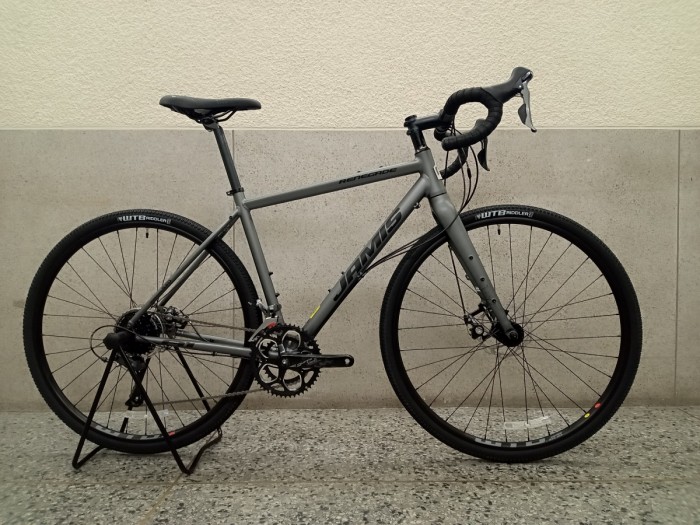 JAMIS】人気グラベルロードRENEGADEのアルミモデルが入荷しました