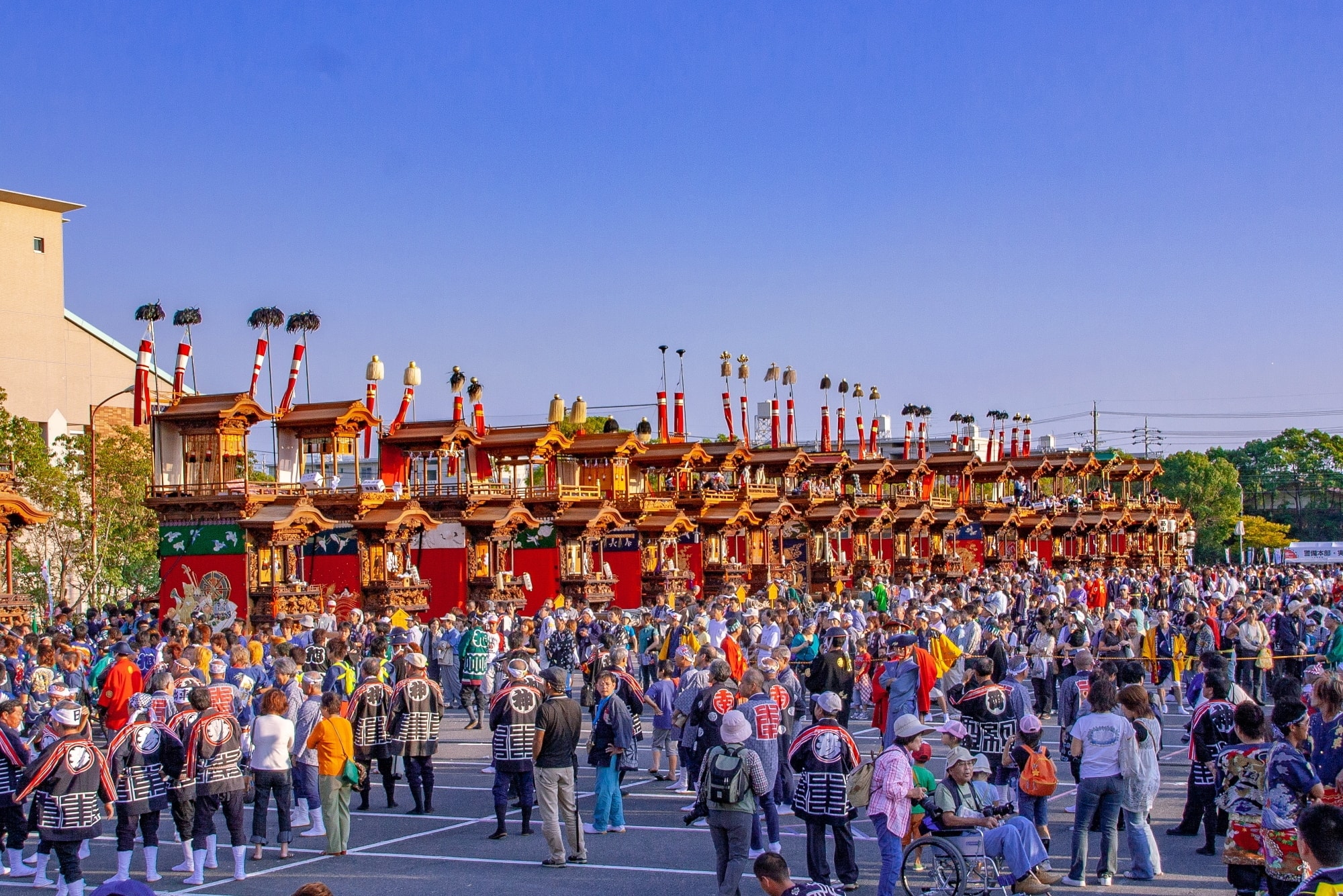 令和5年年はんだ山車まつり写真 山車祭り一色に染まる半田の春 10地区