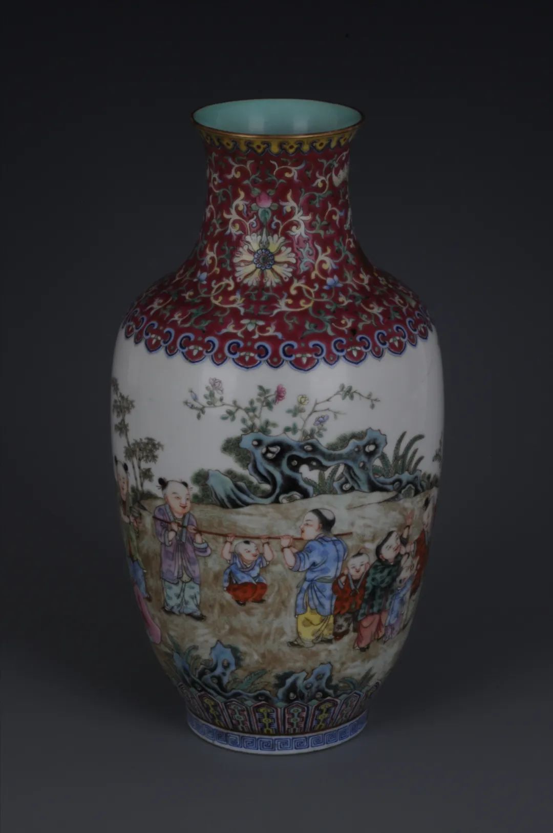 博物馆探宝】第三期：清嘉庆粉彩人物婴戏纹瓶- 萍乡博物馆