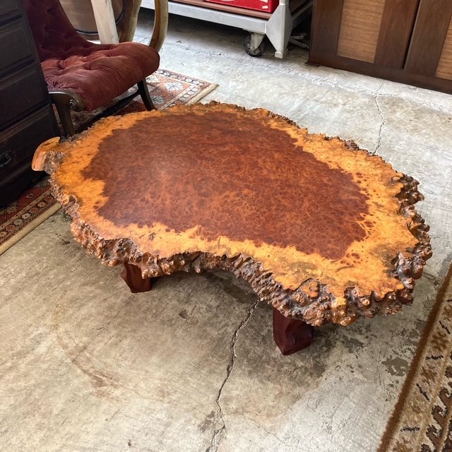 座卓 花梨 一枚板 天然木 良い大きさ！ 花梨 一枚板 座卓 約 122㎝ x