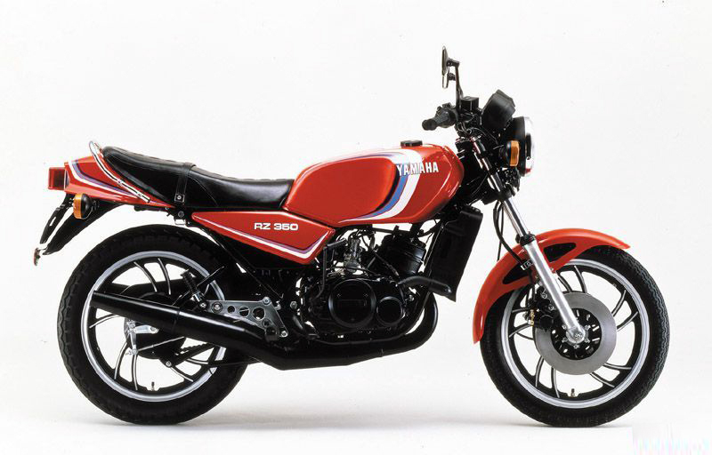 ヤマハ RZ350は伝説のナナハンキラー｜RZ250を100ccボアアップ、45馬力