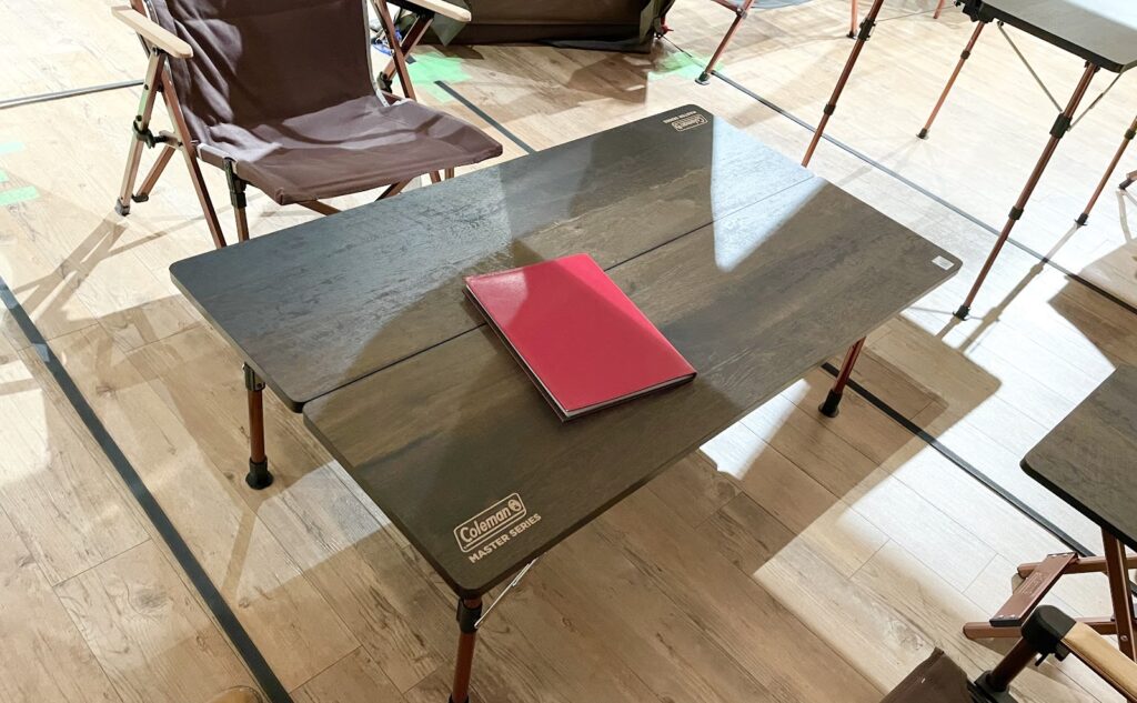 コールマン バタフライサイドテーブル マスターシリーズ コンフォート