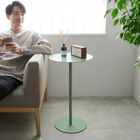 ここはHOTEL？ いや自宅だった！ モダン什器メーカーが作ったスチール