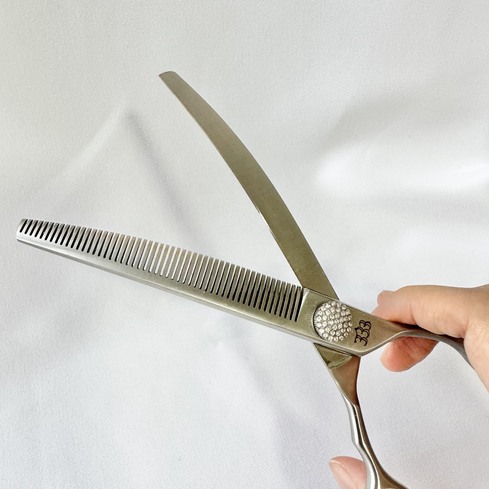 切れ味抜群ハイス✨スパッと快適に切れるカーブシザートリミング犬