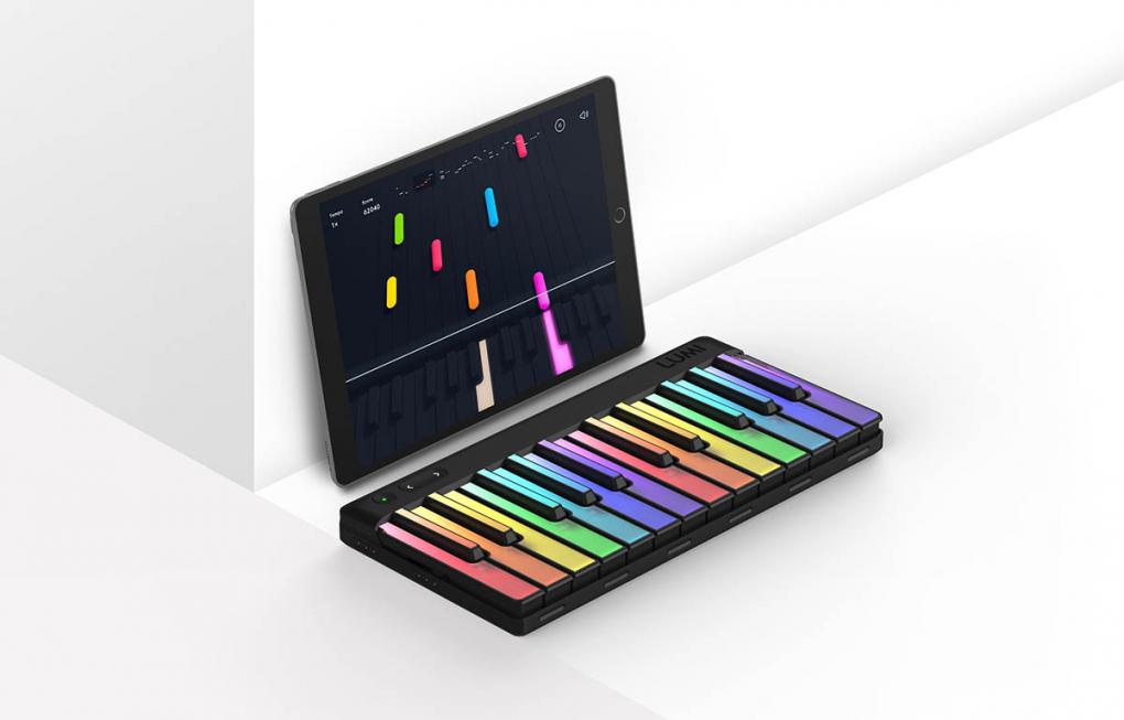 ROLI LUMI : 美しく光るフルキーボードを搭載した MIDI キーボード