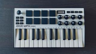 AKAI Professional MPK mini MK3 – アカイの人気コンパクト MIDI