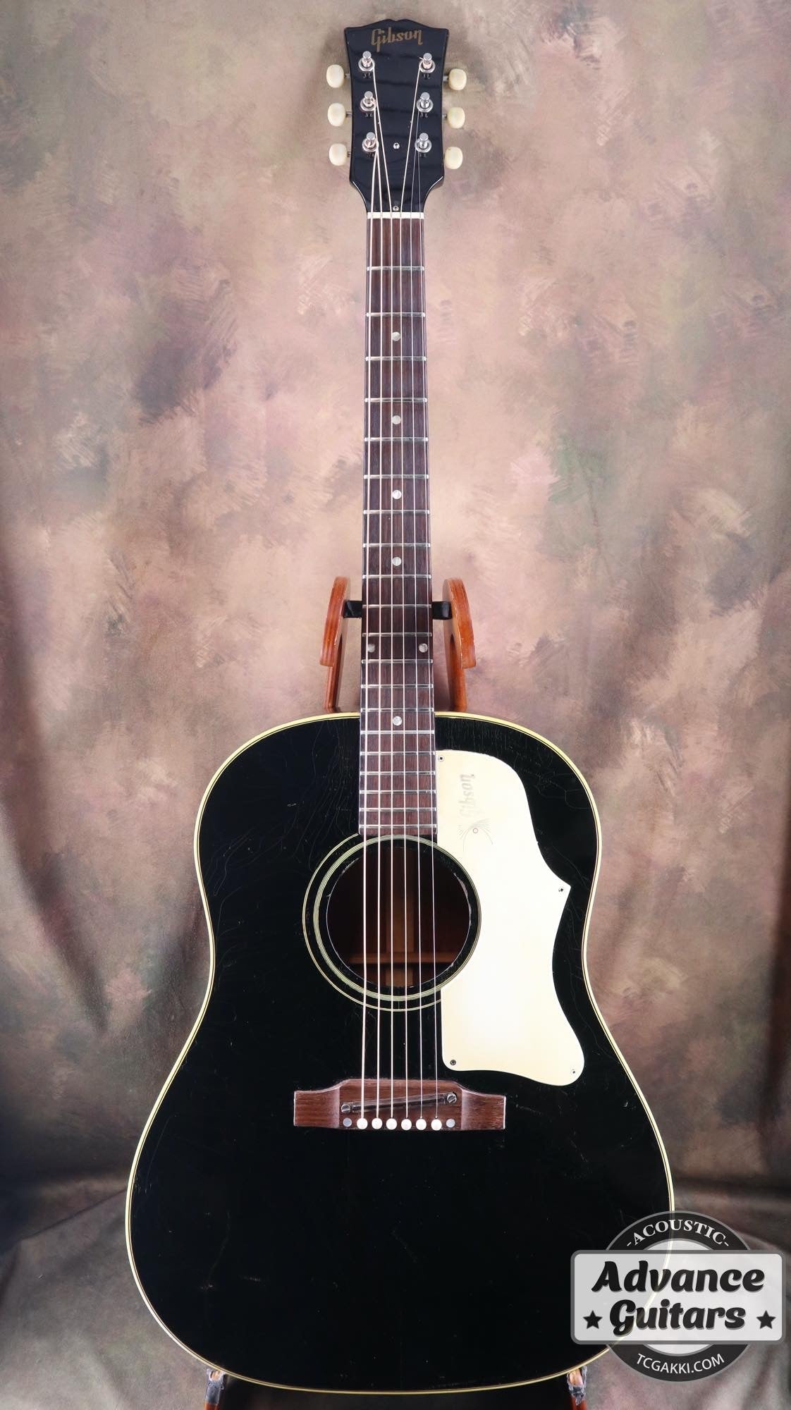1968年製 J-45 Ebony Black