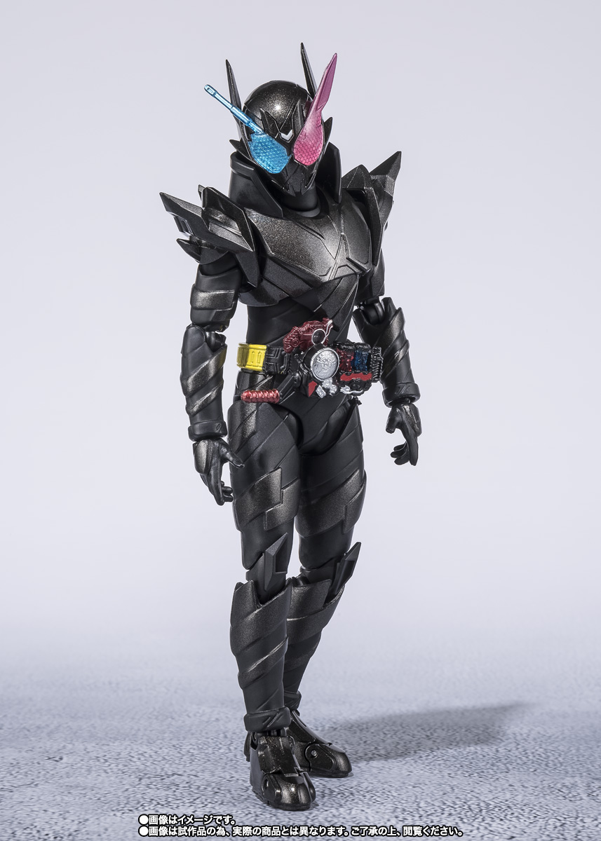 S.H.Figuarts 仮面ライダービルド ラビットタンクハザードフォーム
