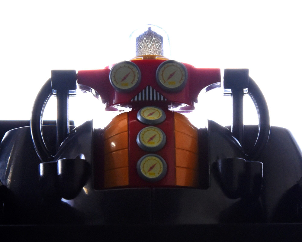 前編・合体前】12月29日、至高のトイが誕生する―「DX超合金魂 超電磁