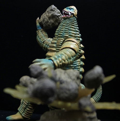 Isn't this what playing means? ~ ULTRA-ACT RED KING Released on