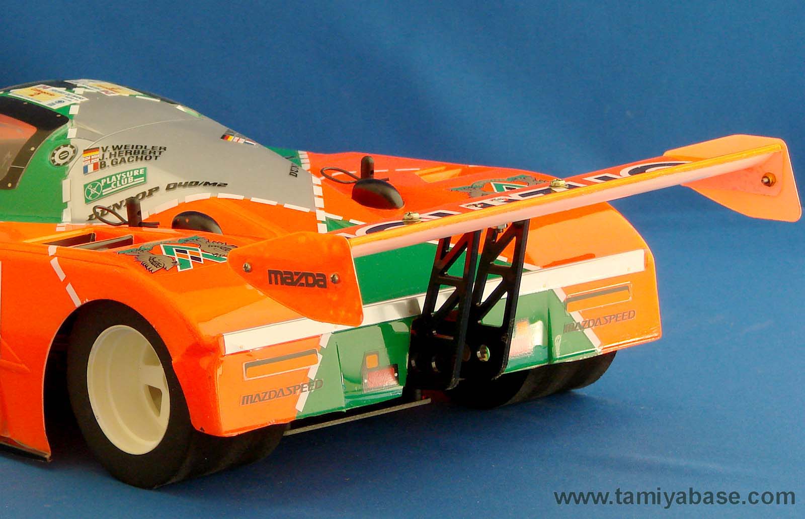TAMIYA MAZDA 787B 1/10 RCカー