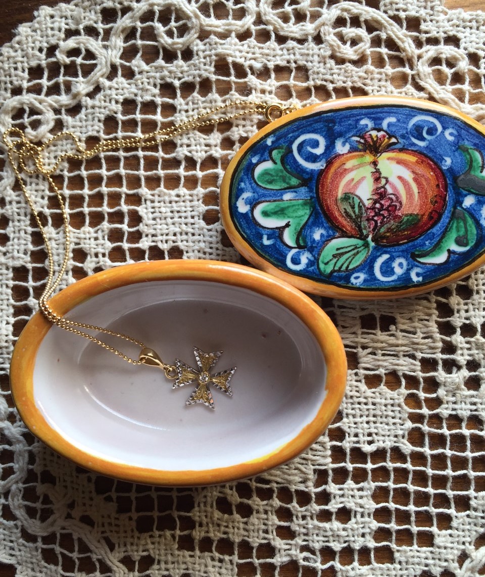 イタリア陶器 シシリア島パレルモで購入 シチリア陶器とシチリアの布や