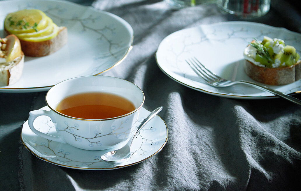 オールドノリタケ 21．9㎝ 黒雷鳥紋金 盛り皿 ライチョウ 雉 キジ