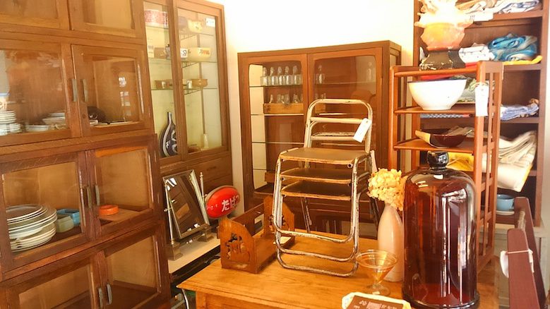 レトロ家具・雑貨の4日間限定ショップ「代官山・夏・インテリア」出現