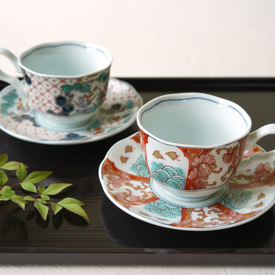 美濃焼セール 【美濃焼SALE】染錦古伊万里 ペア碗皿〈2個〉 |皿や鉢