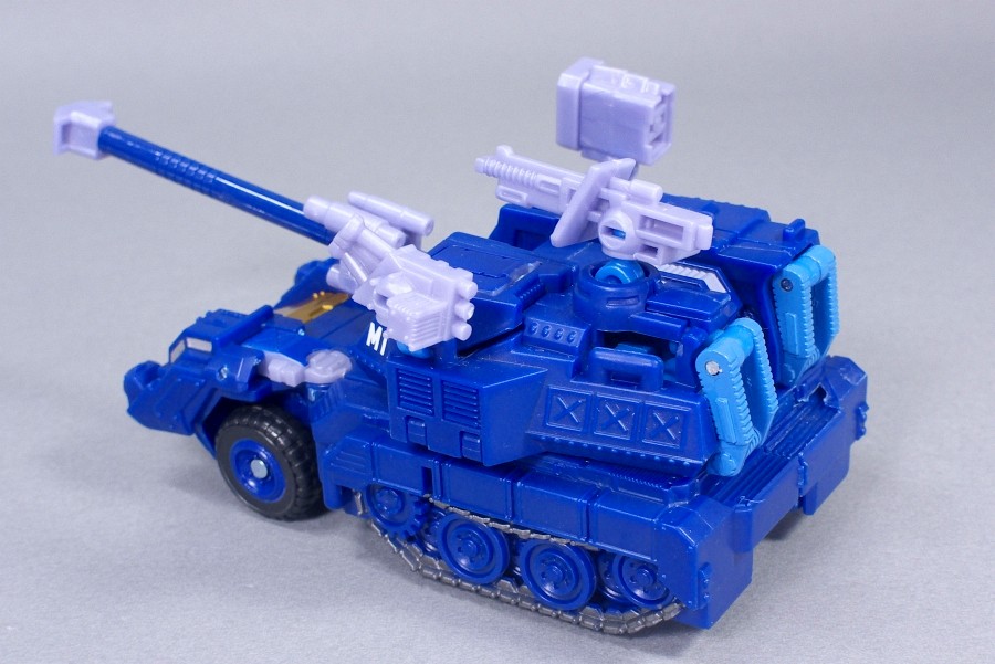 トランスフォーマーユナイテッド ストラクサス - またーりといくよ。