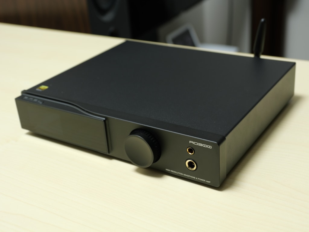 SMSL AO300を実機レビュー！豊富なインタフェースを詰め込んで4万円