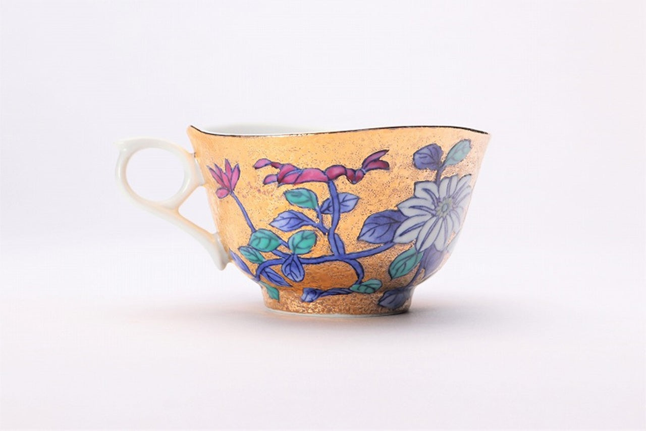 カフェ用品 「コーヒー碗 金彩 鉄仙花 木箱付」 金龍窯 江口天童