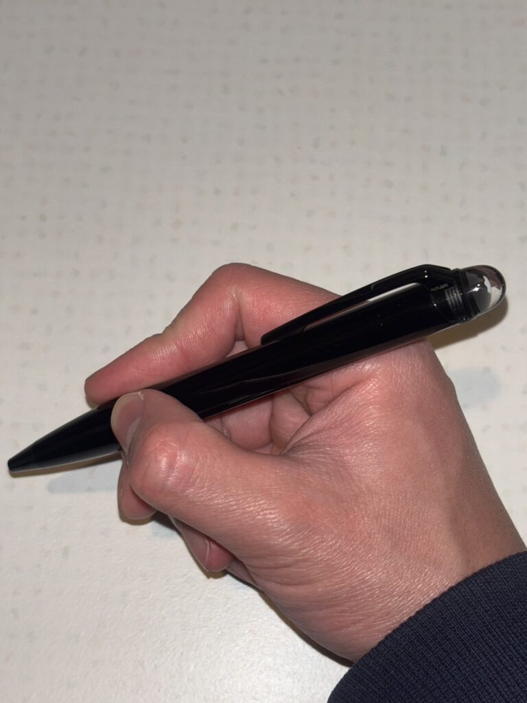 モンブランボールペンブラックコスモスを使用した感想！ | ファースト