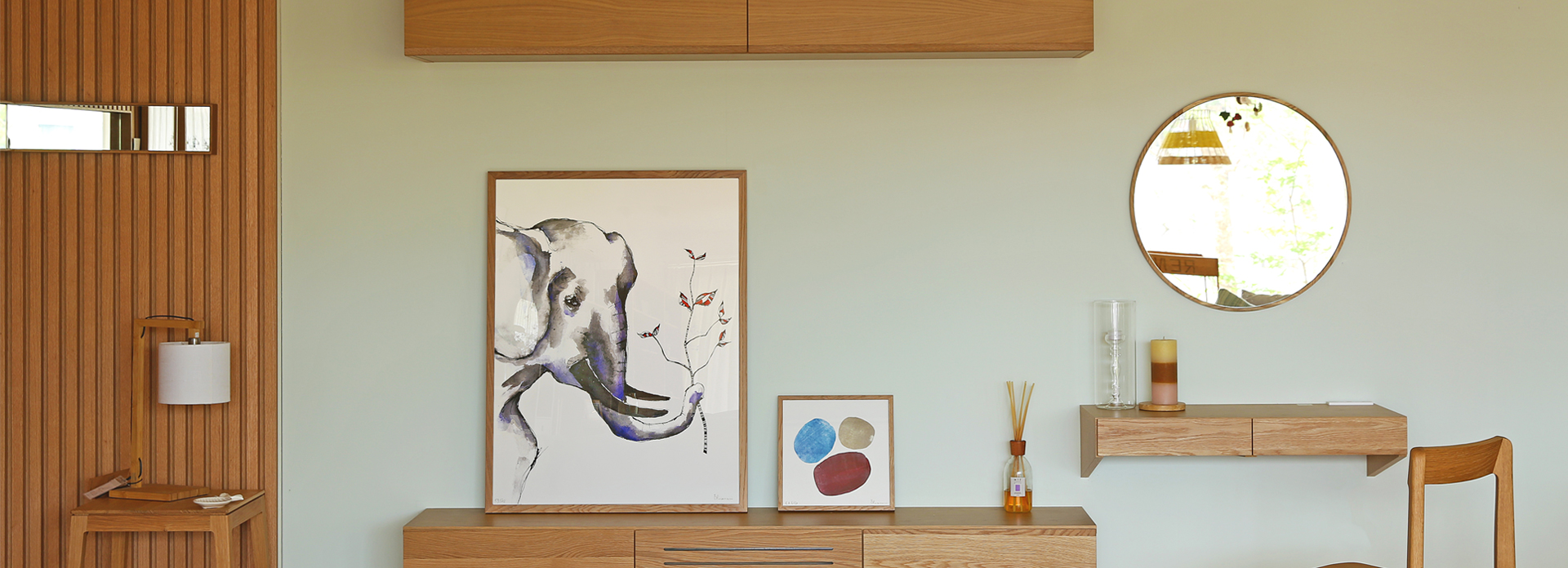 ナチュラルウッドの木製キャビネット(RoRo) ナチュラルウッドの木製