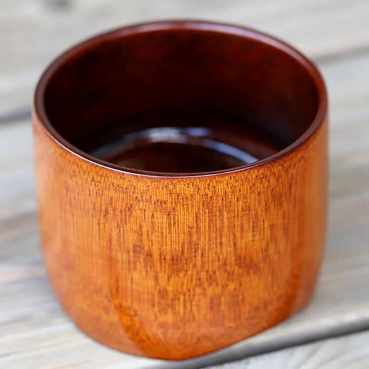 久留米籃胎漆器 〜 竹細工と漆器、二つの職人技を継承 - 伝統の技 -