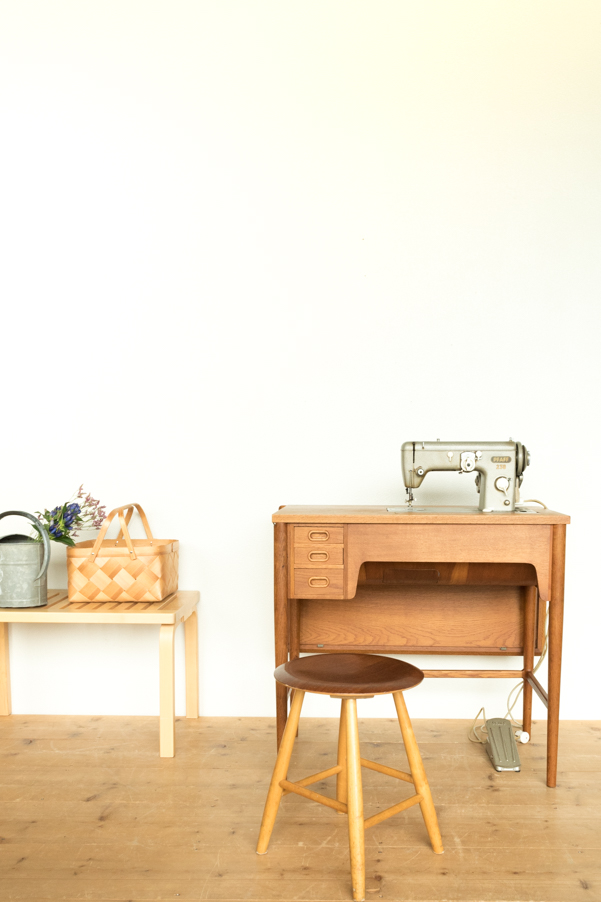 北欧家具 通販 デンマーク製 ビンテージ ミシンテーブル