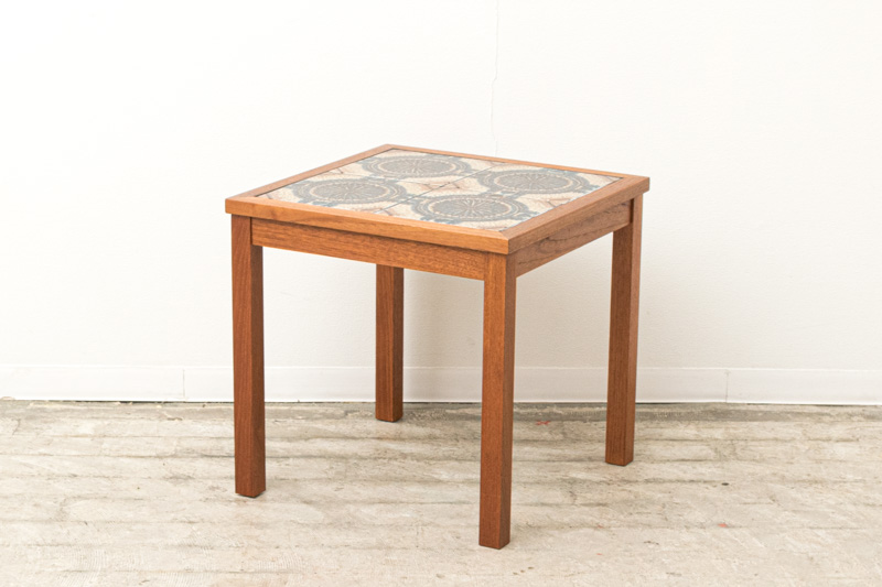 北欧ヴィンテージ タイルトップサイドテーブル デンマーク製