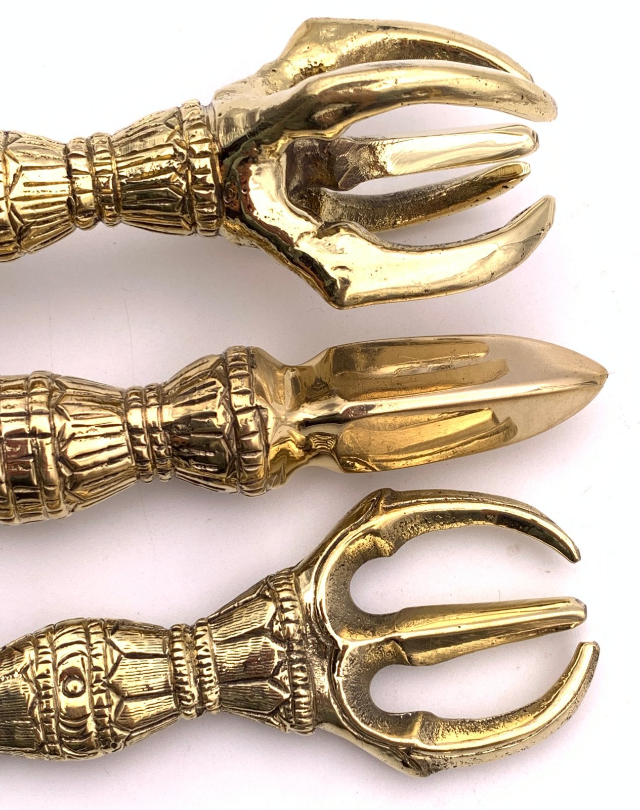 修縁堂】仏教法具 飛行鈴鈷杵盤五点です 金剛降魔法器仏具 修縁堂