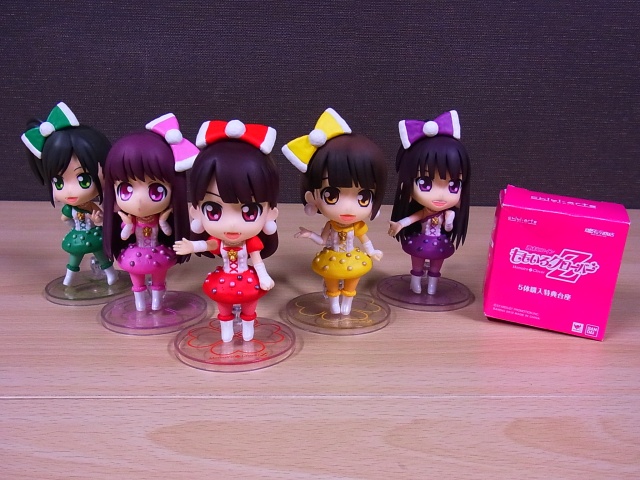 ももいろクローバーZチビアーツ特典台座付き