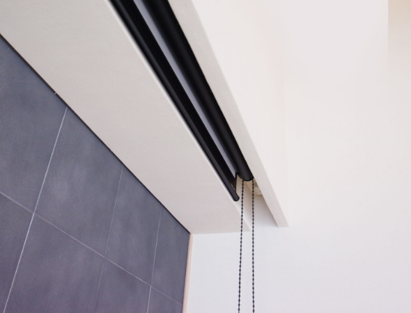 手動チェーン プロジェクター スクリーン 16:10 140インチ|BCH3015FEH