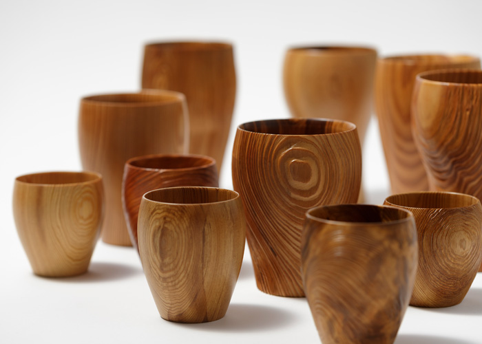 自然が創る 力強い屋久杉の杢目（鹿児島） || THE COVER NIPPON