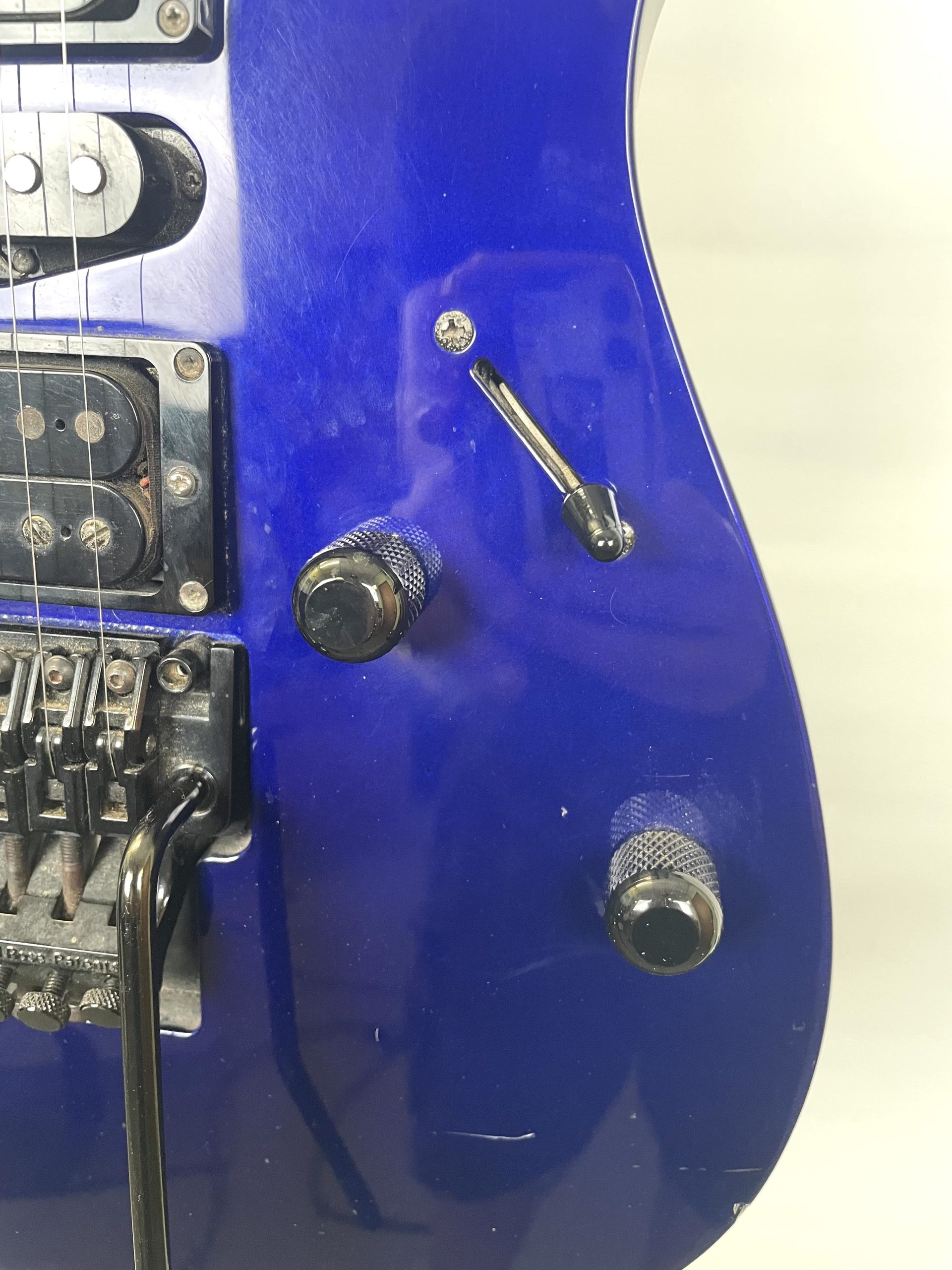 1991 Ibanez RG570 Made In Japan w/OHSC- Jewel Blue – The Guitar Trader