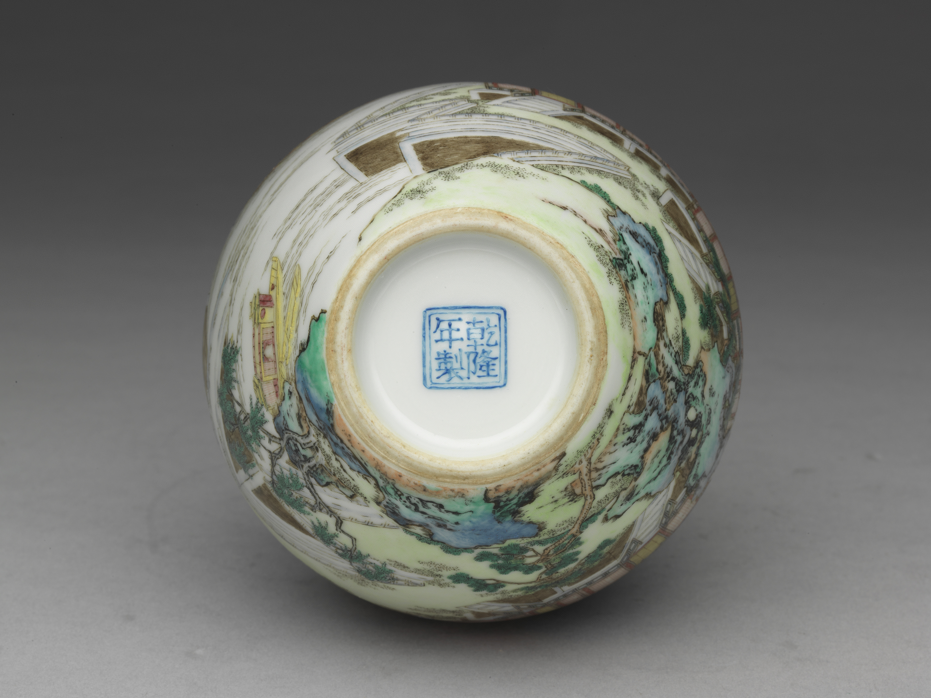 中国古美術・旧蔵乾隆御用款・珐琅彩鎏金瓶・龍鳳彩絵・陶磁器・花瓶