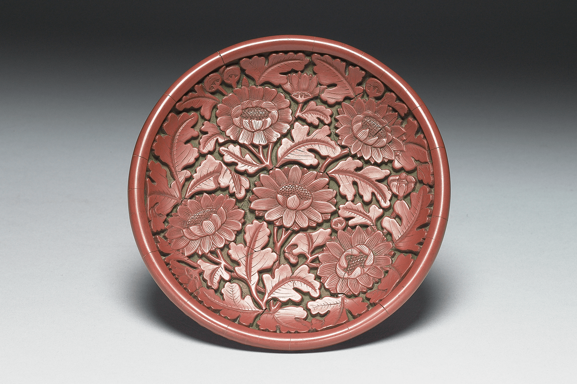 国立故宮博物院 3D文物鑑賞-3D文物-明 剔紅菊花円盤