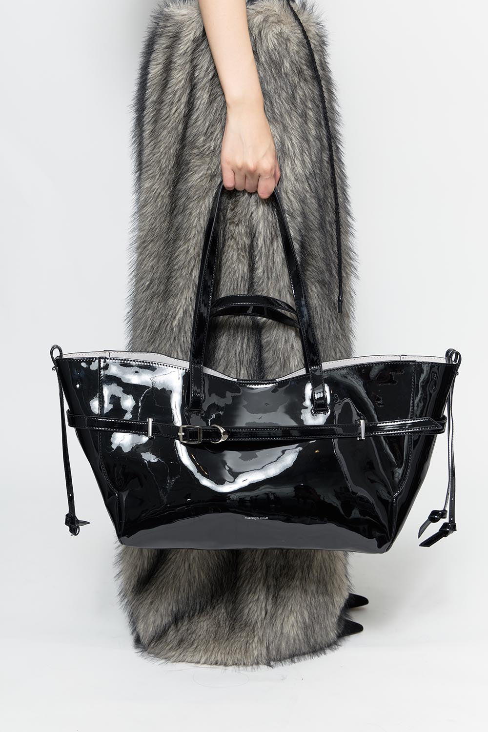 THEREDTHREAD / ザレッドスレッド】S heart tote bag large (enamel)