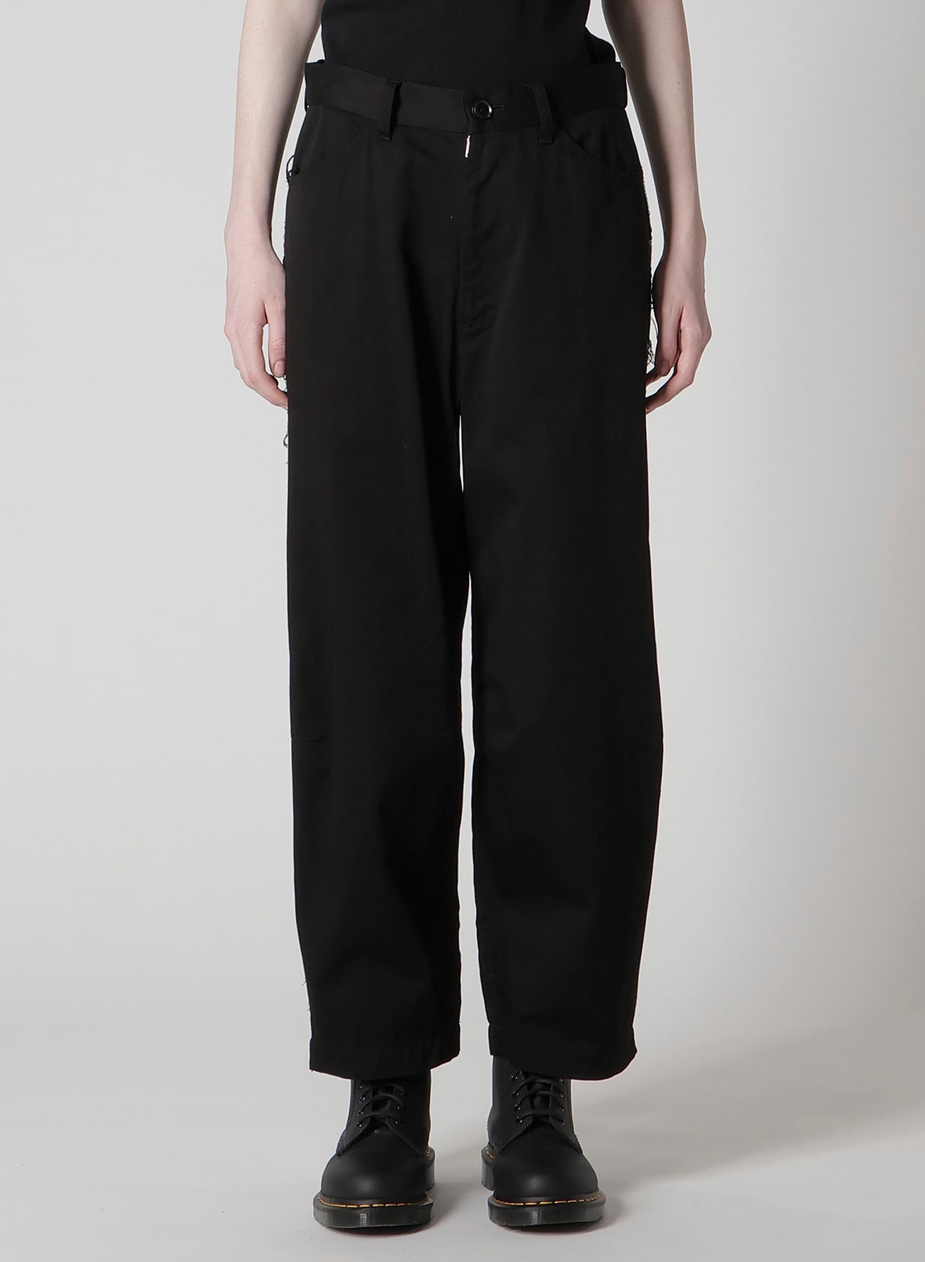 Y's サルエルパンツ 黒 YK-P8-002-2 ¥33,000 Y's サルエルパンツ 黒 YK