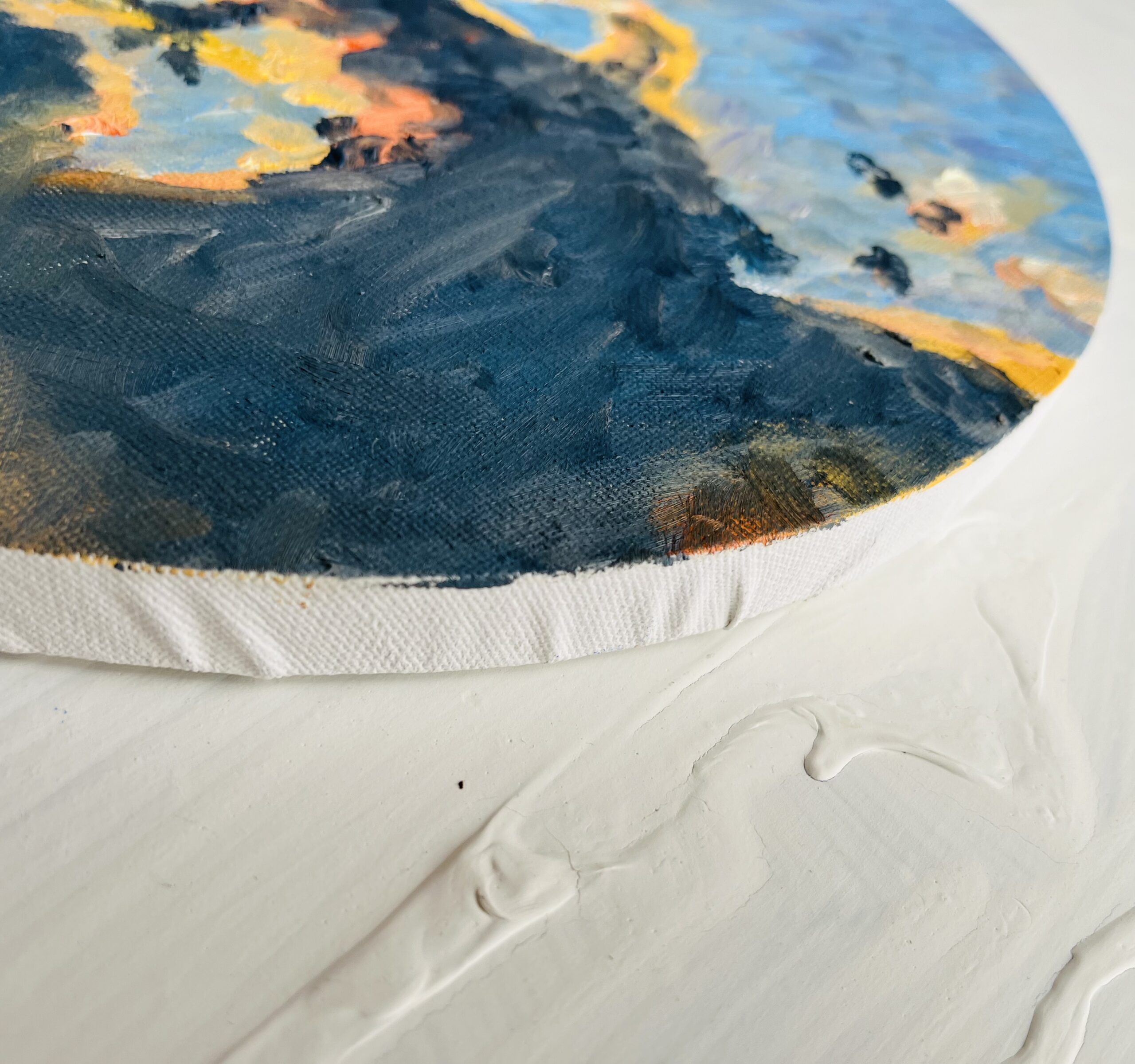 直径25㎝「朝の空2025-2」油彩・絵画・原画・丸形・アートパネル