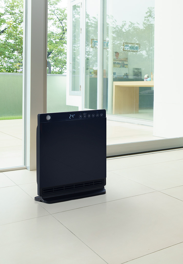 HEAT WIDE MIDDLE（人感/室温センサー付 大風量パネルセラミック