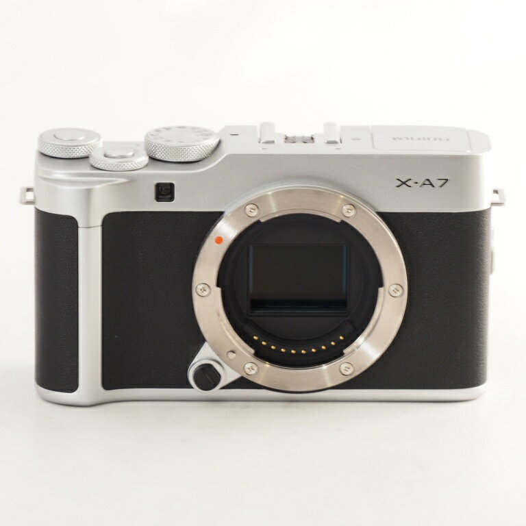 ⭐️期間限定お値下げ⭐️Fujifilm X-A7 ⭐️保護フィルム貼り付け済