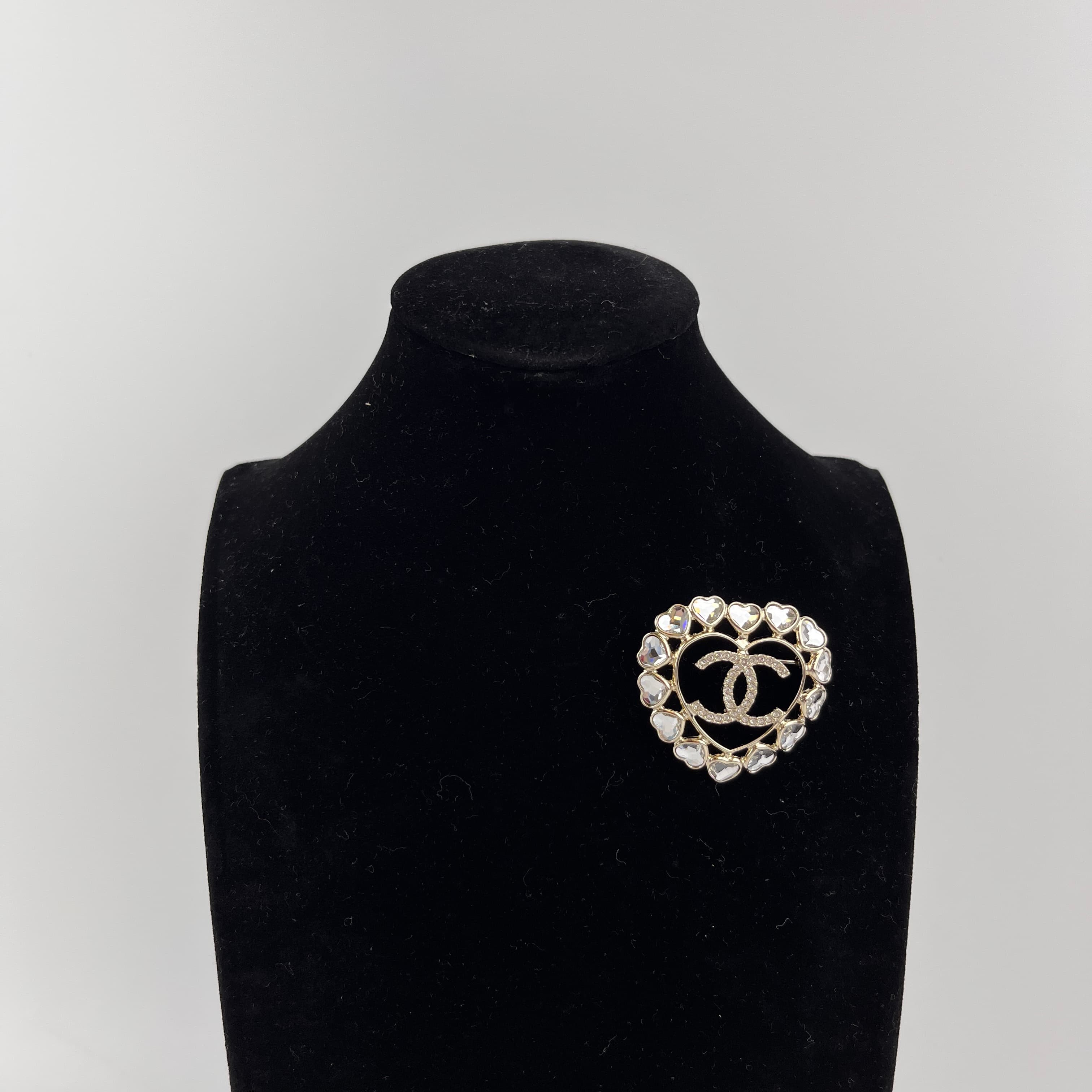 楽天市場】ヴィンテージ シャネル ブローチ（ジュエリー・アクセサリー