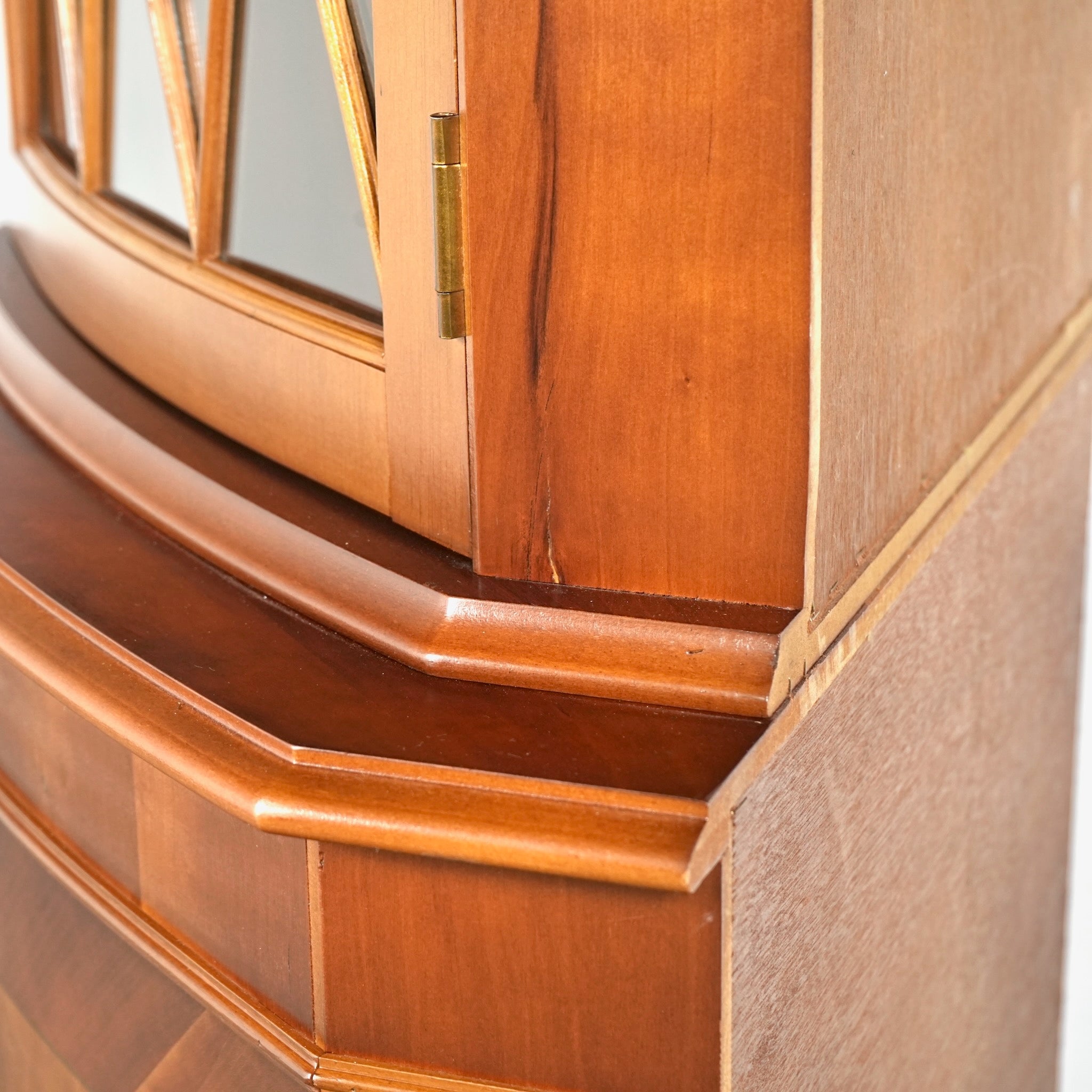 r1008 イギリスビンテージ ユニークな形が個性的なコーナー