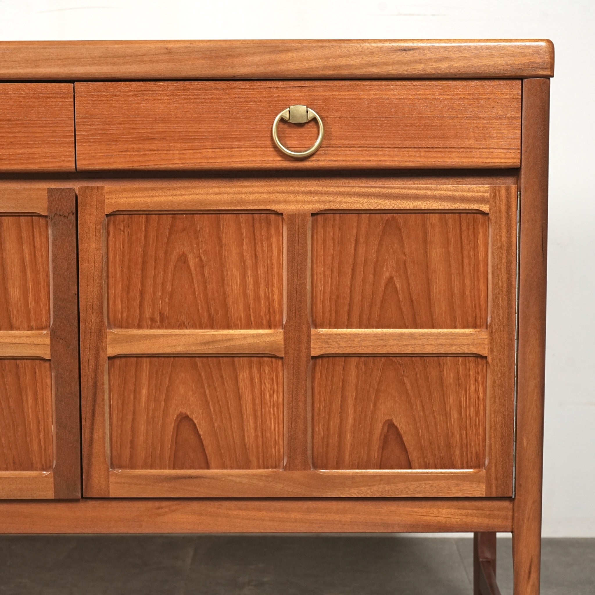 さ*ん様 【専用】L3705-302 英国ヴィンテージ Nathan サイドボー